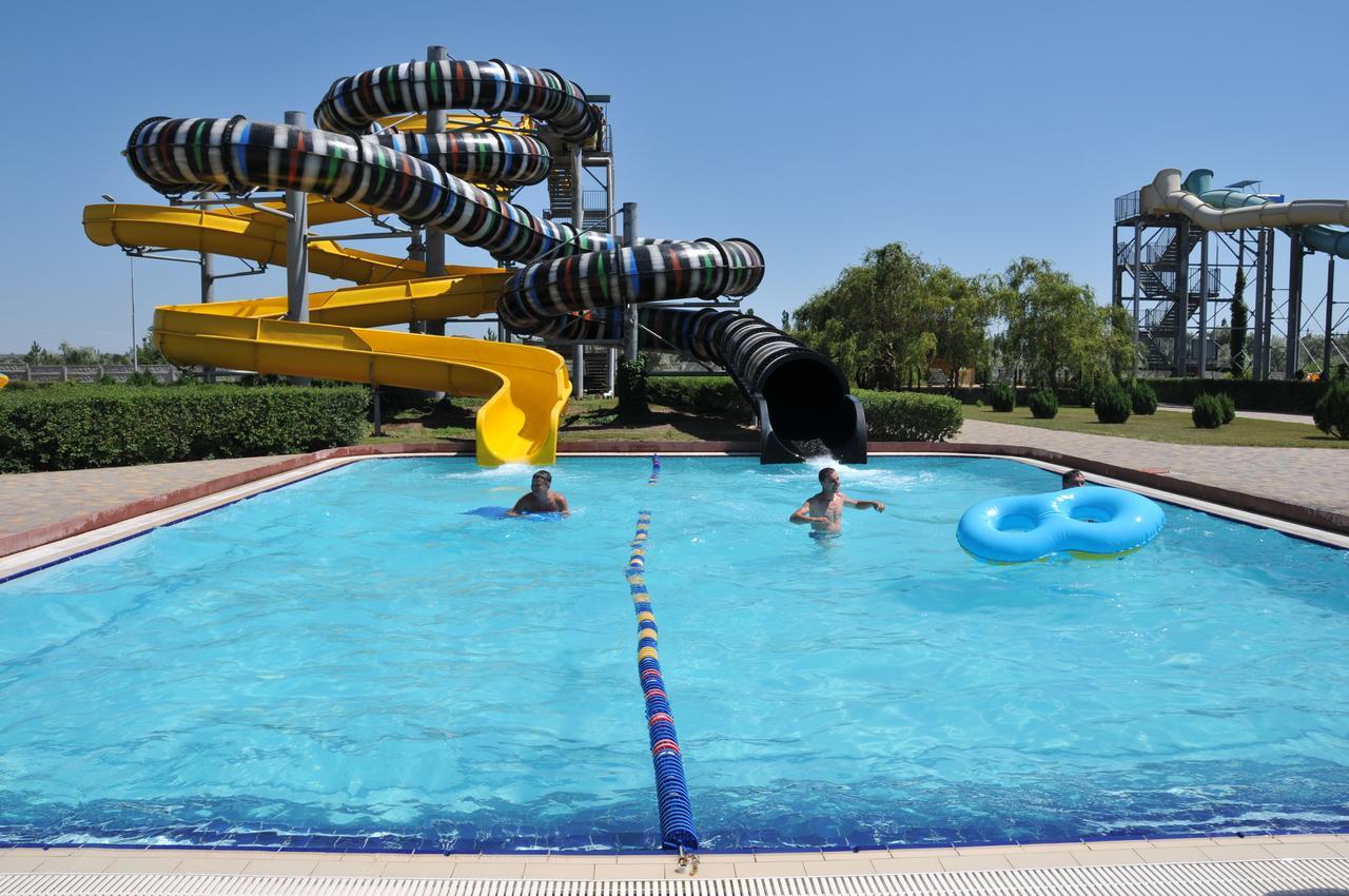 Aquapark Koblevo Hotel Extérieur photo